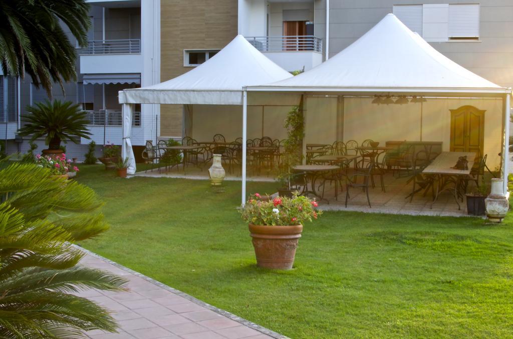 Hotel Marini Sassari Bagian luar foto