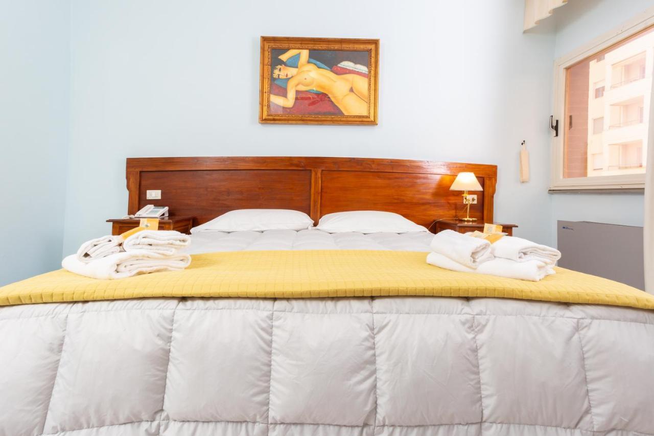 Hotel Marini Sassari Bagian luar foto